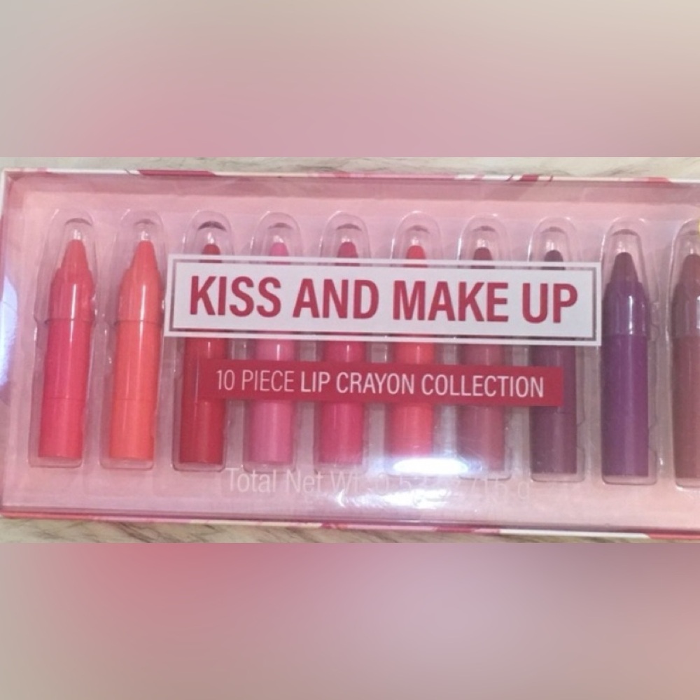 Kiss and Make Up Lip Crayon Collection, 10 pieces